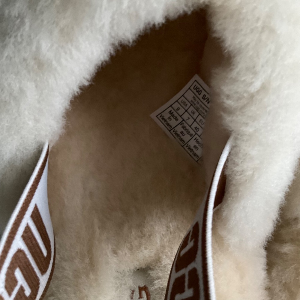 SOLD - UGG Fluff Yeah Shearling Slingback Sandal in Natural Sz 9 - Picture 7 of 9